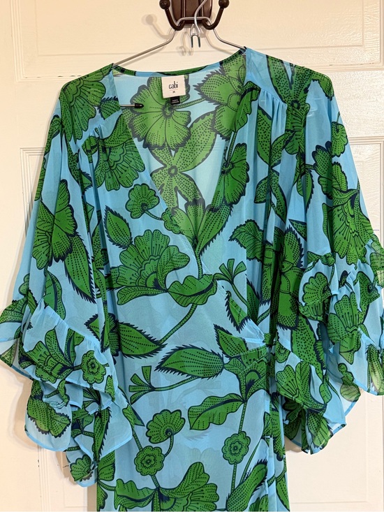 CAbi Dresses & Skirts - CAbi Sky Blue & Kelly Green Floral Wrap Dress